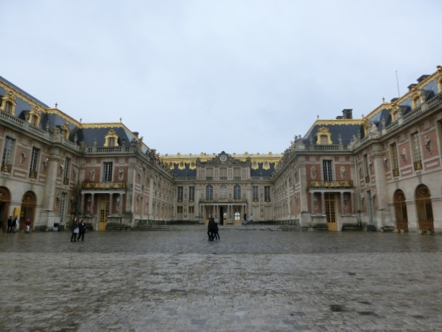 ツーリストが少ない冬のヴェルサイユ宮殿