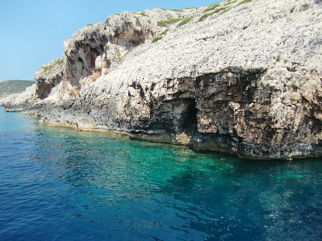 日本人がまだ知らないギリシャの島、イオニア海に浮かぶパクシ島
