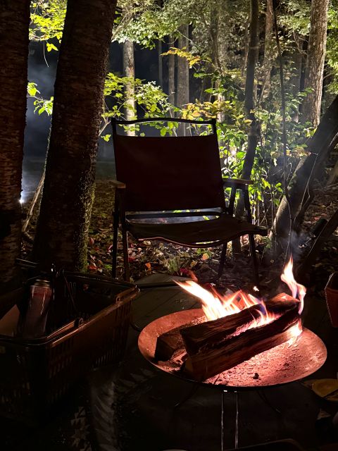 森の空でBBQディナーと焚火を囲んでココアにマシュマロ