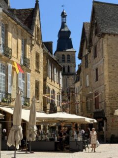 はちみつ色の中世都市サルラ ラ カネダの街歩き2025